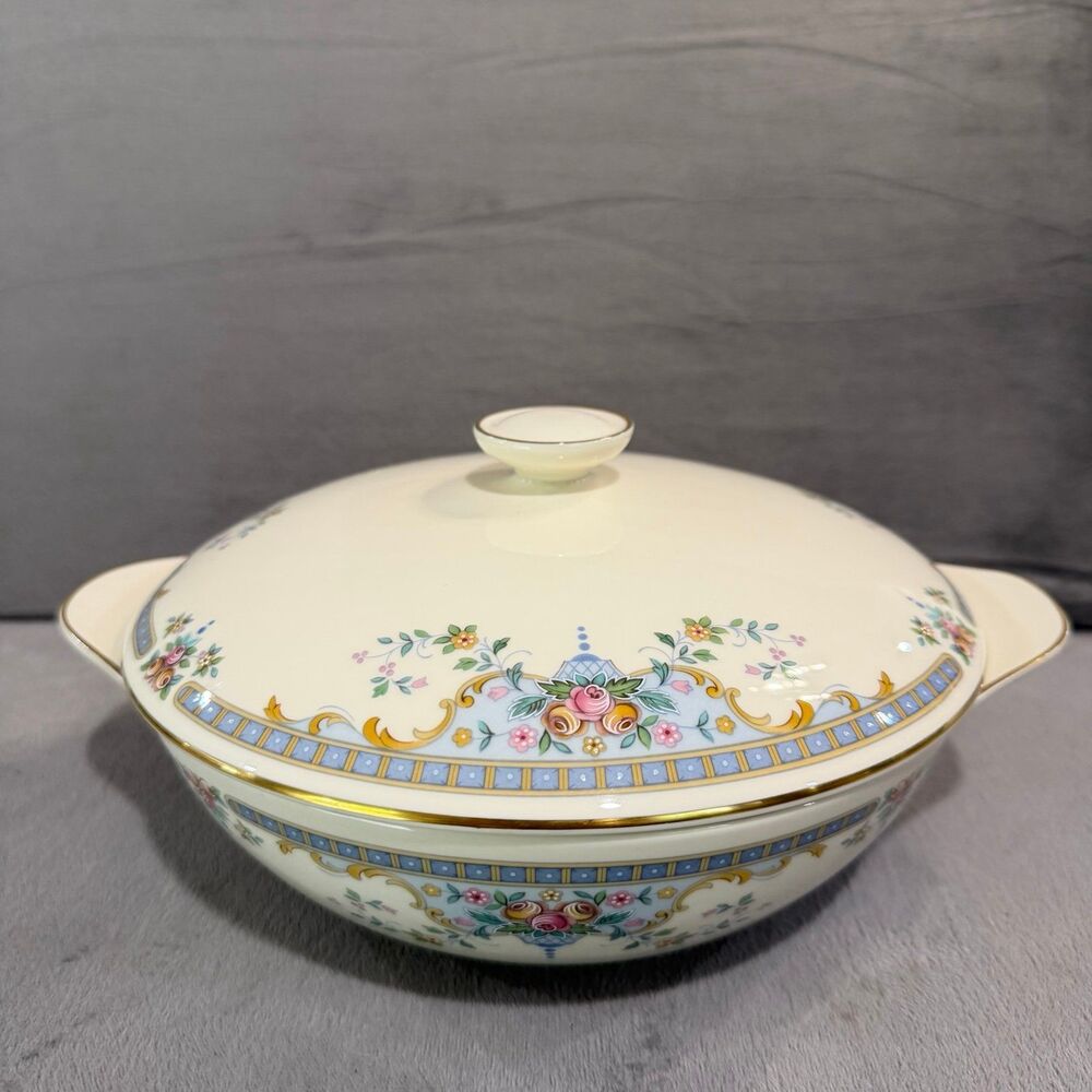 Royal Doulton Juliet Round Covered Vegetable Casserole Dish